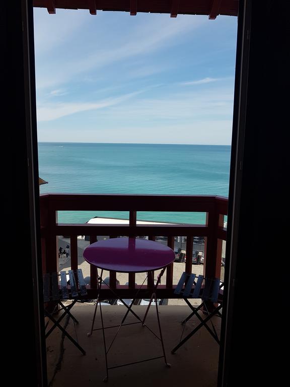 Hotel Des Bains غرانفيل المظهر الخارجي الصورة